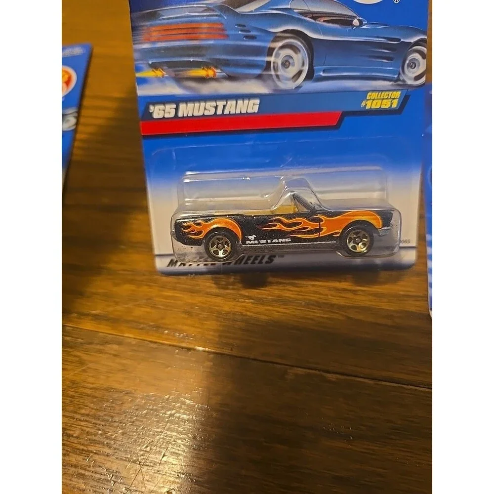 Hot Wheels 1996,65,68,68 Mustang